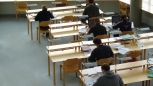 Kary i nagrody, czy konsekwencje i przywileje. Jak motywowa� uczni�w do zmian w zachowaniu?